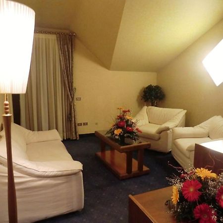 Hotel Bellavista Монтебеллуна Экстерьер фото