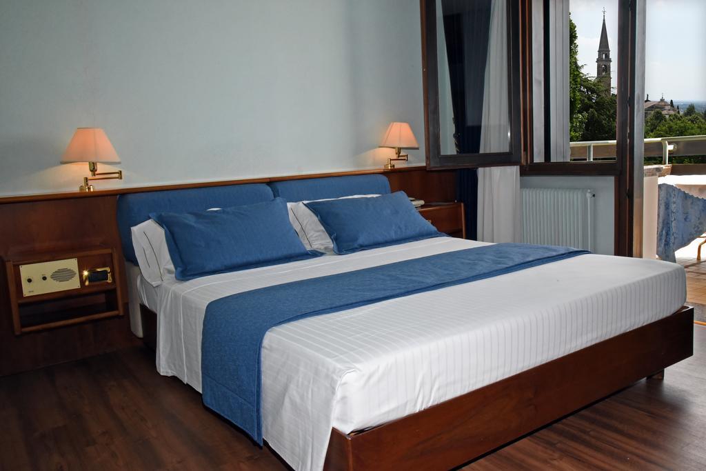 Hotel Bellavista Монтебеллуна Экстерьер фото