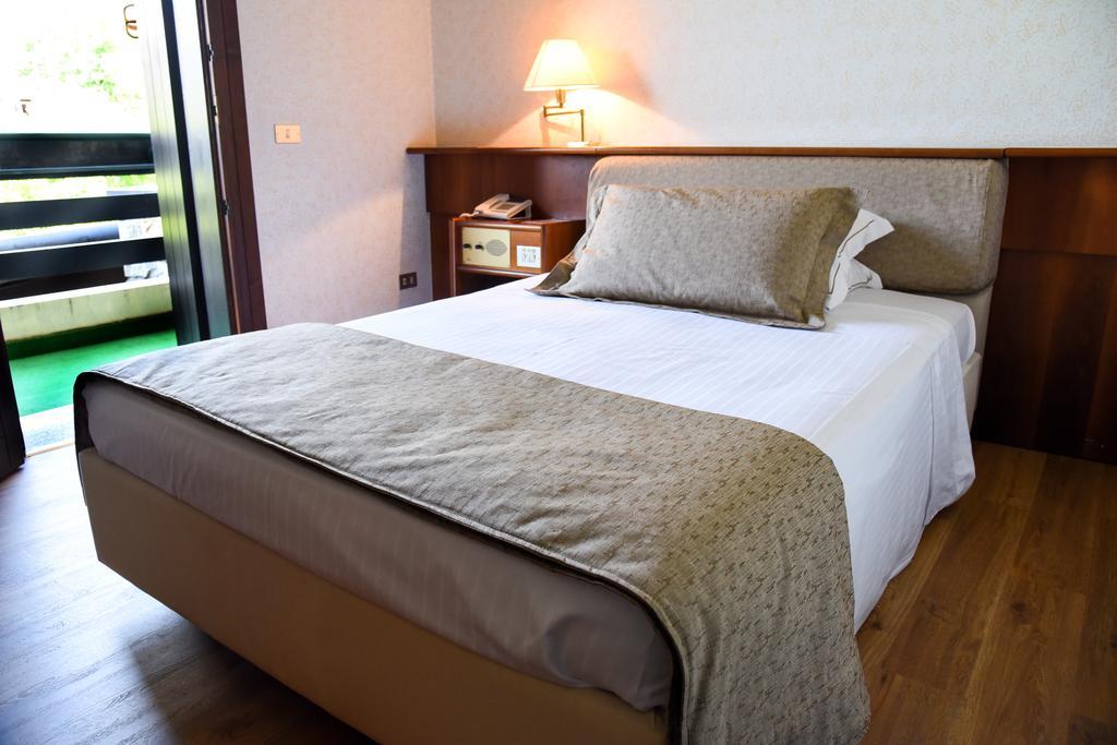 Hotel Bellavista Монтебеллуна Экстерьер фото